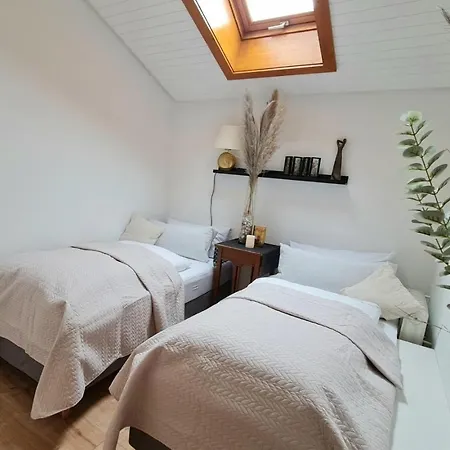 Krueger 'apartment Luke'